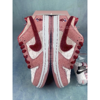 StrangeLove x Dunk Low SB Valentines Day CT2552-800-2 Bright Melon/Gym Red/Med Soft Pink Mens Womens Shoes