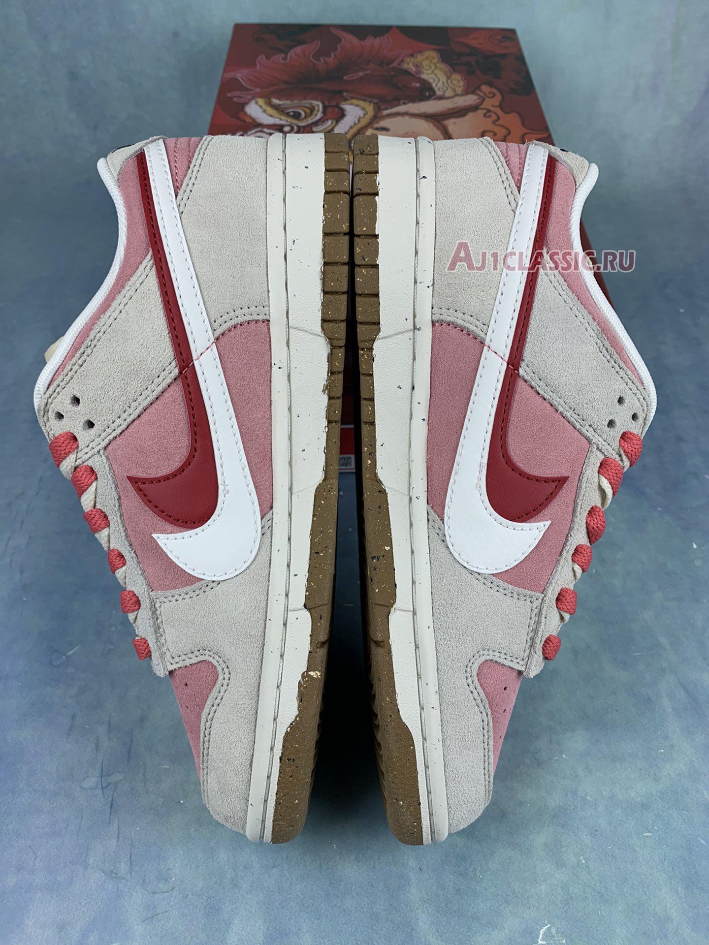 Nike Dunk Low SE "85" Rabbit D09457-100-2