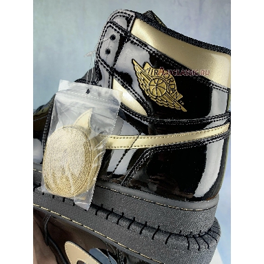 Air Jordan 1 Retro High OG Black Metallic Gold 555088-032 Black/Black/Metallic Gold Sneakers