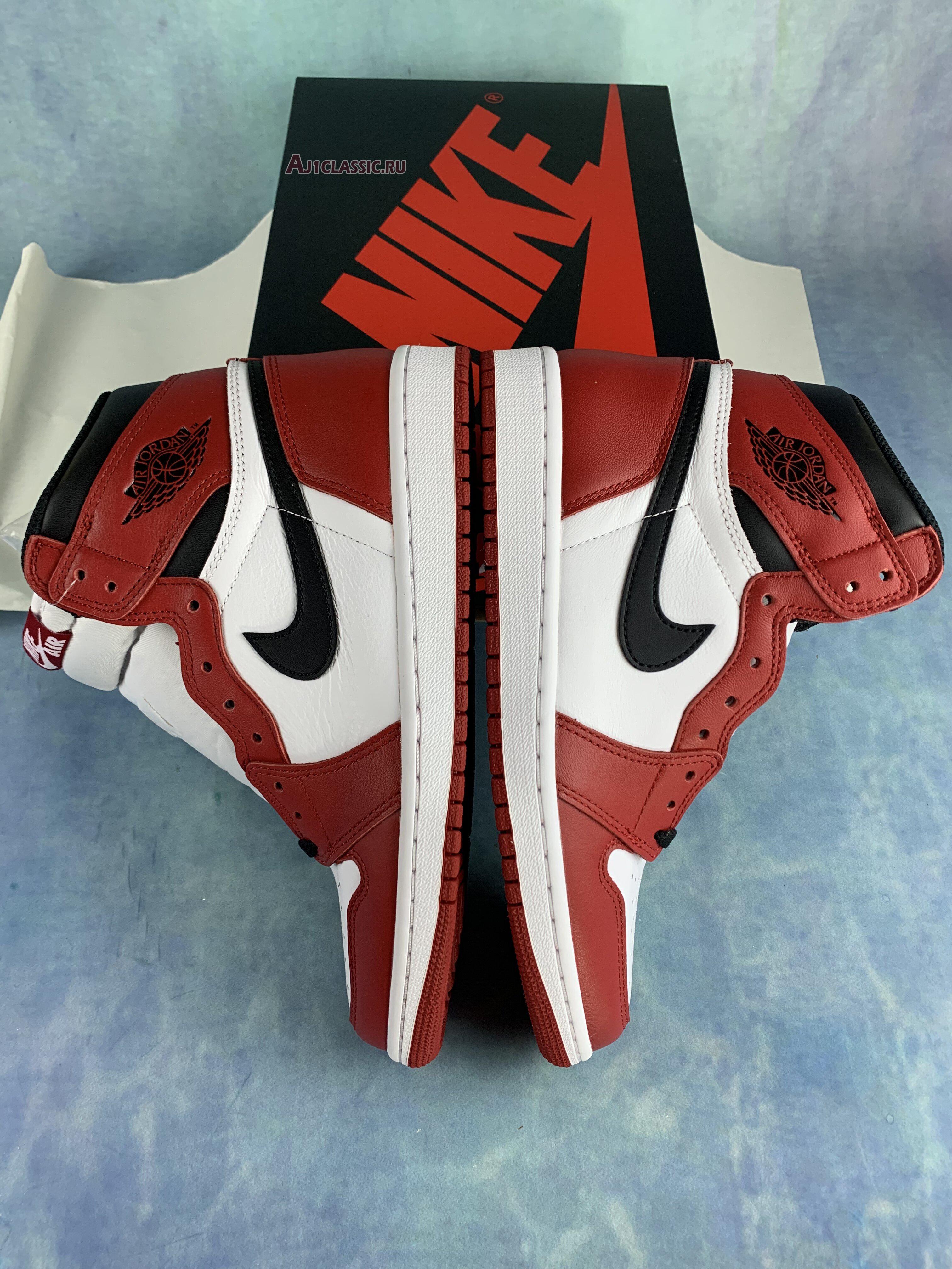 Air Jordan 1 Retro High OG "Chicago" 555088-101-2