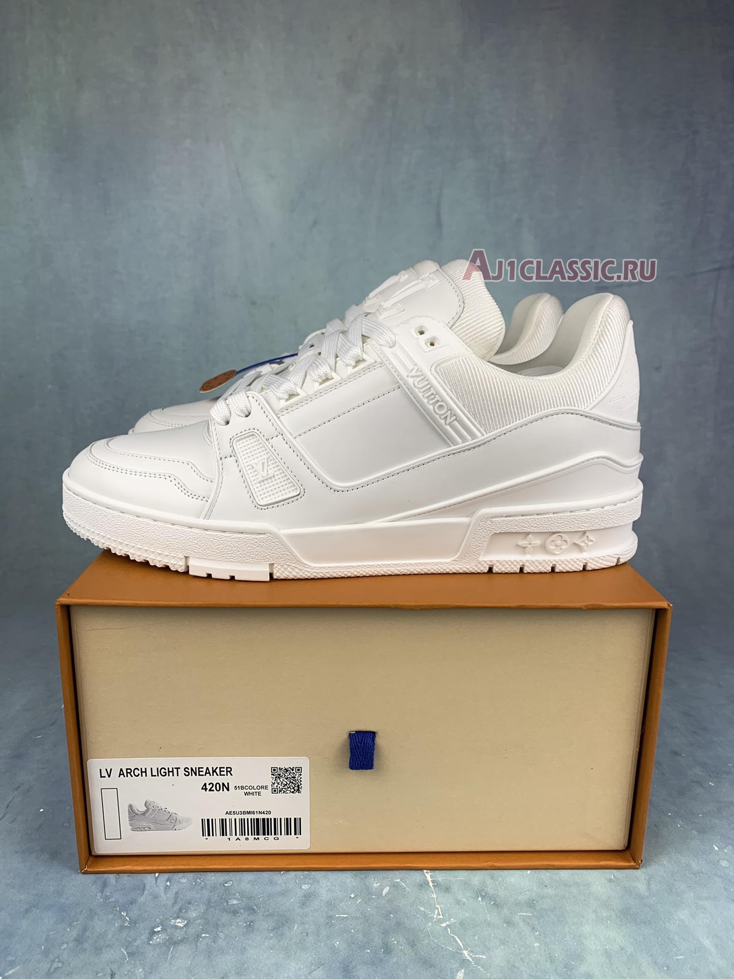 Louis Vuitton Trainer Sneaker "White" 1AC29Q