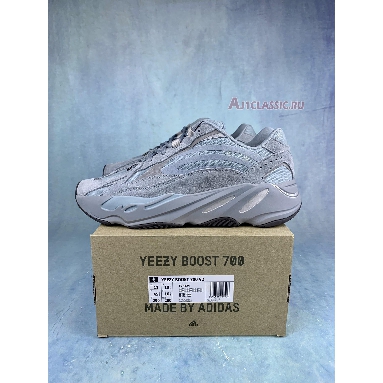 Adidas Yeezy Boost 700 V2 Hospital Blue FV8424-2 Hospital Blue/Hospital Blue/Hospital Blue Sneakers