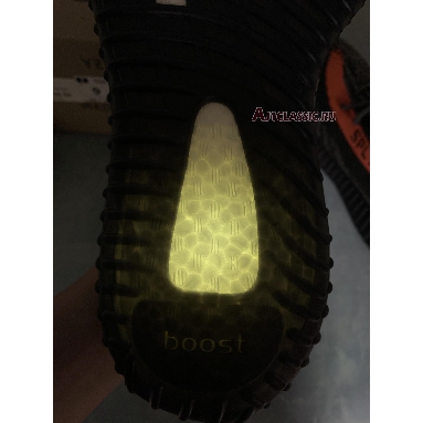 Adidas Yeezy Boost 350 V2 Carbon Beluga HQ7045 Carbon Beluga/Steeple Gray/Solar Red Sneakers