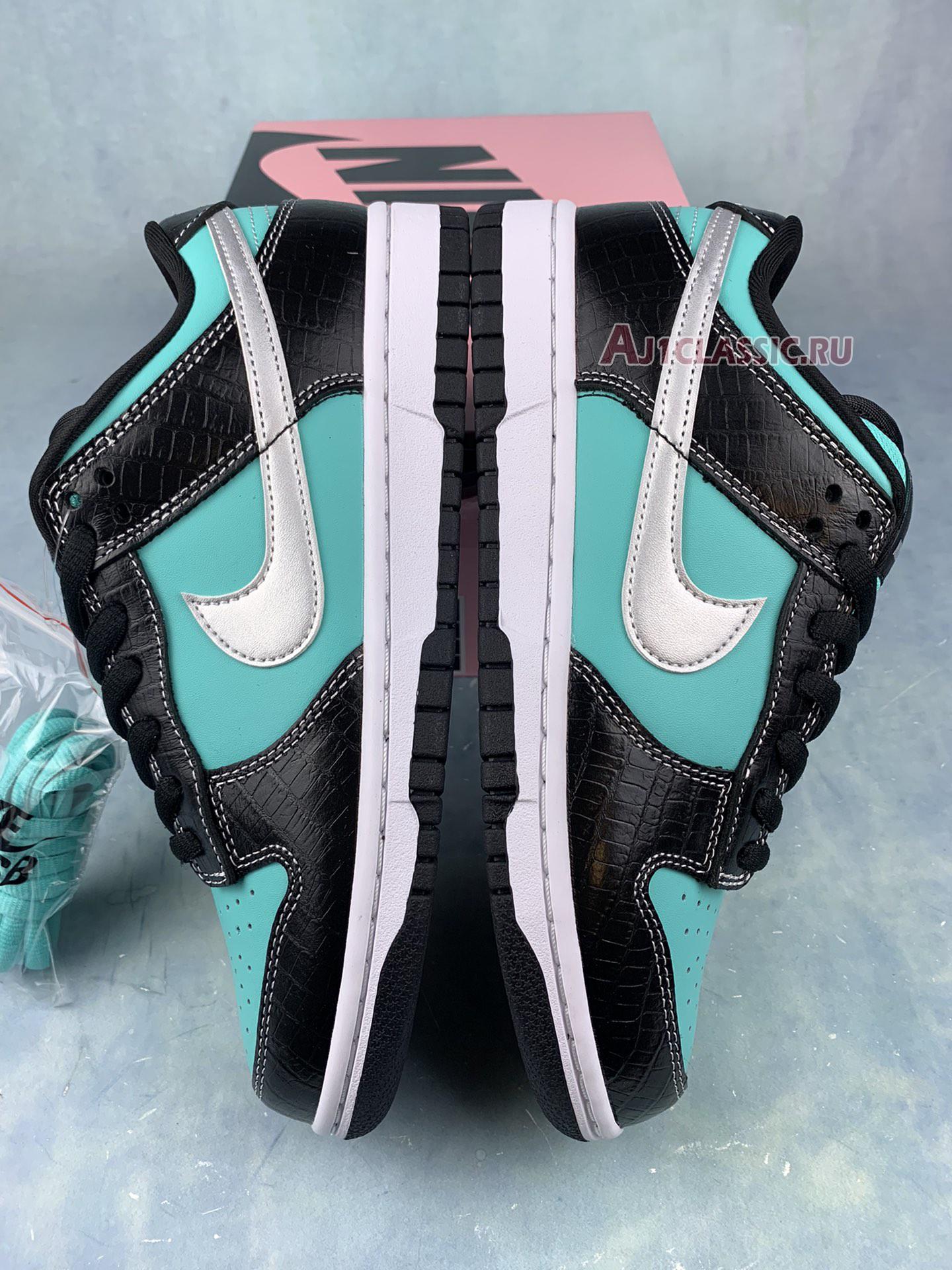 Diamond Supply Co. x Nike Dunk Low Pro SB "Tiffany" 304292-402-2