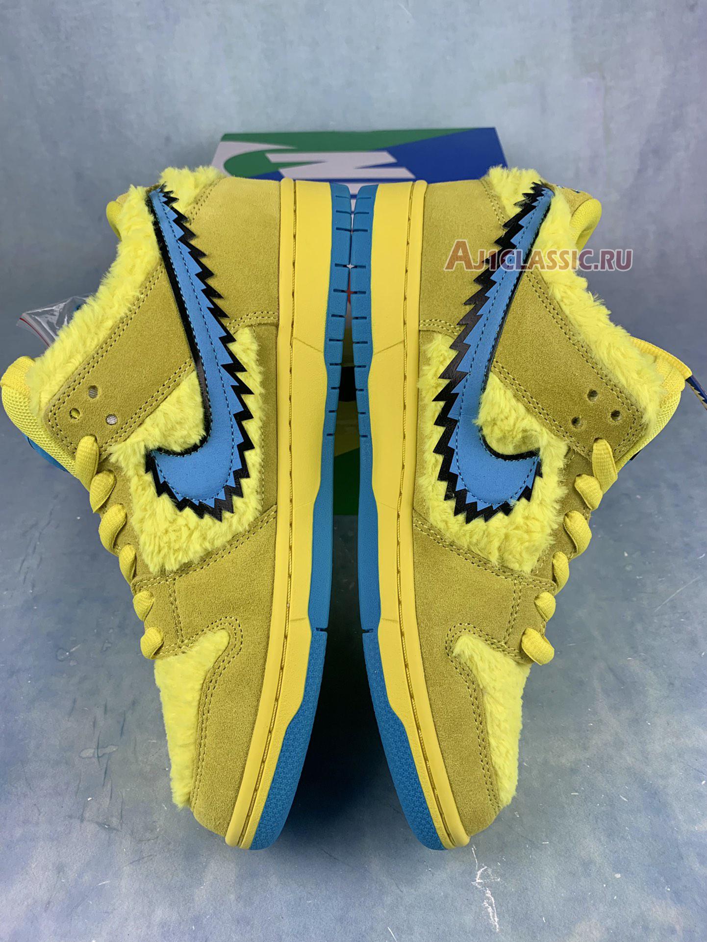 Grateful Dead x Nike Dunk Low SB "Yellow Bear" CJ5378-700-2