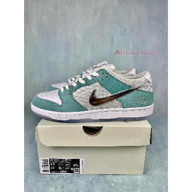 April Skateboards x Nike Dunk Low SB Turbo Green FD2562-400 Turbo Green/Metallic Silver/Turbo Green Sneakers