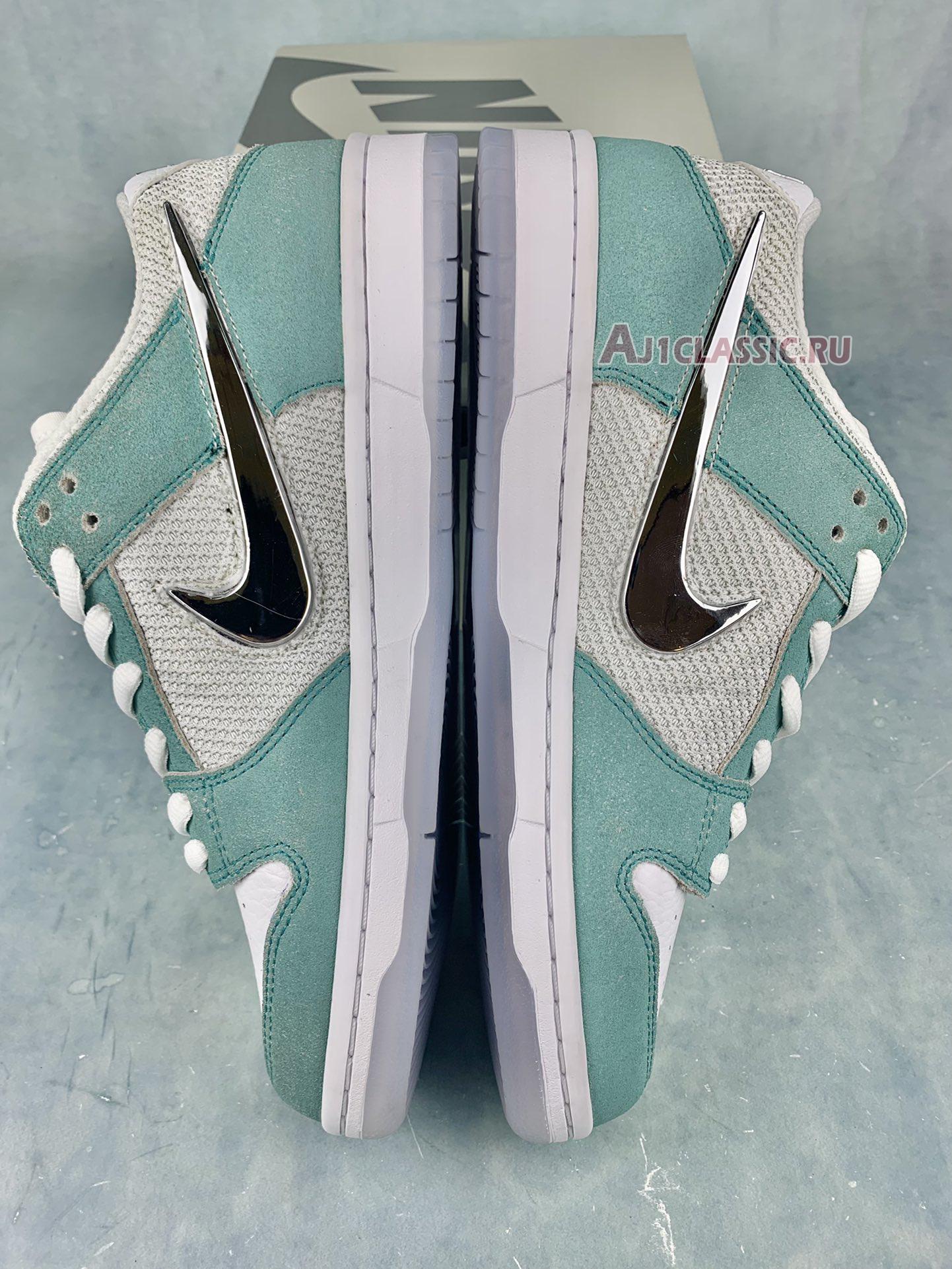 April Skateboards x Nike Dunk Low SB "Turbo Green" FD2562-400