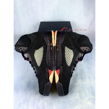 Air Jordan 5 Retro Gore-Tex Off-Noir DR0092-001 Off-Noir/Fire Red-Black-Muslin Sneakers