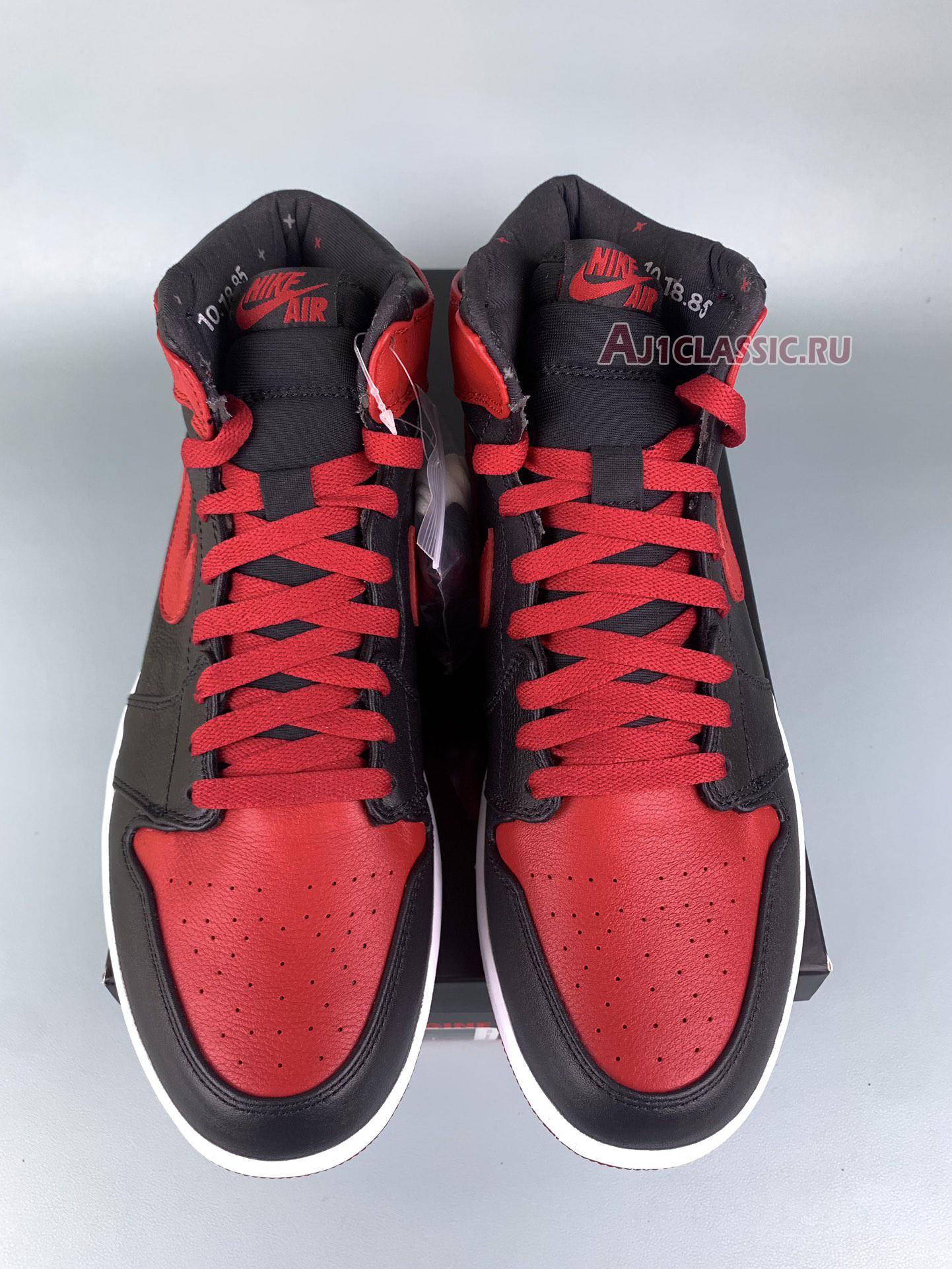 Air Jordan 1 Retro High "Banned" 2011 432001-001