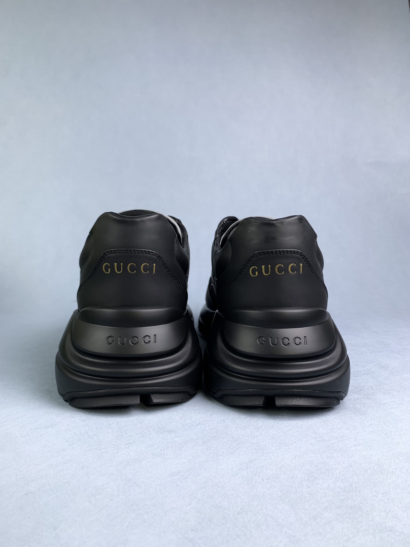 Gucci Rhyton Sneaker "Black leather" 721751 0G2R0 1000