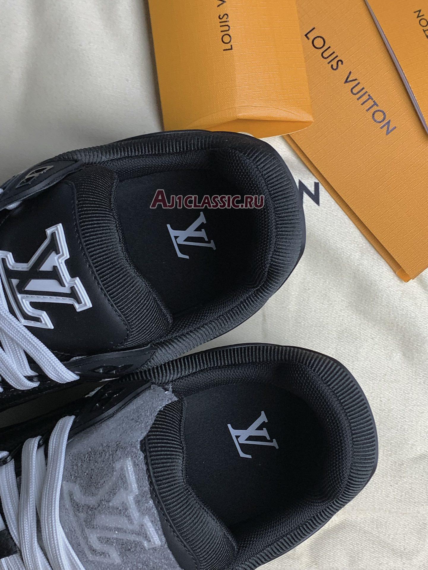 Louis Vuitton LV Trainer "Black White" 1AARF4