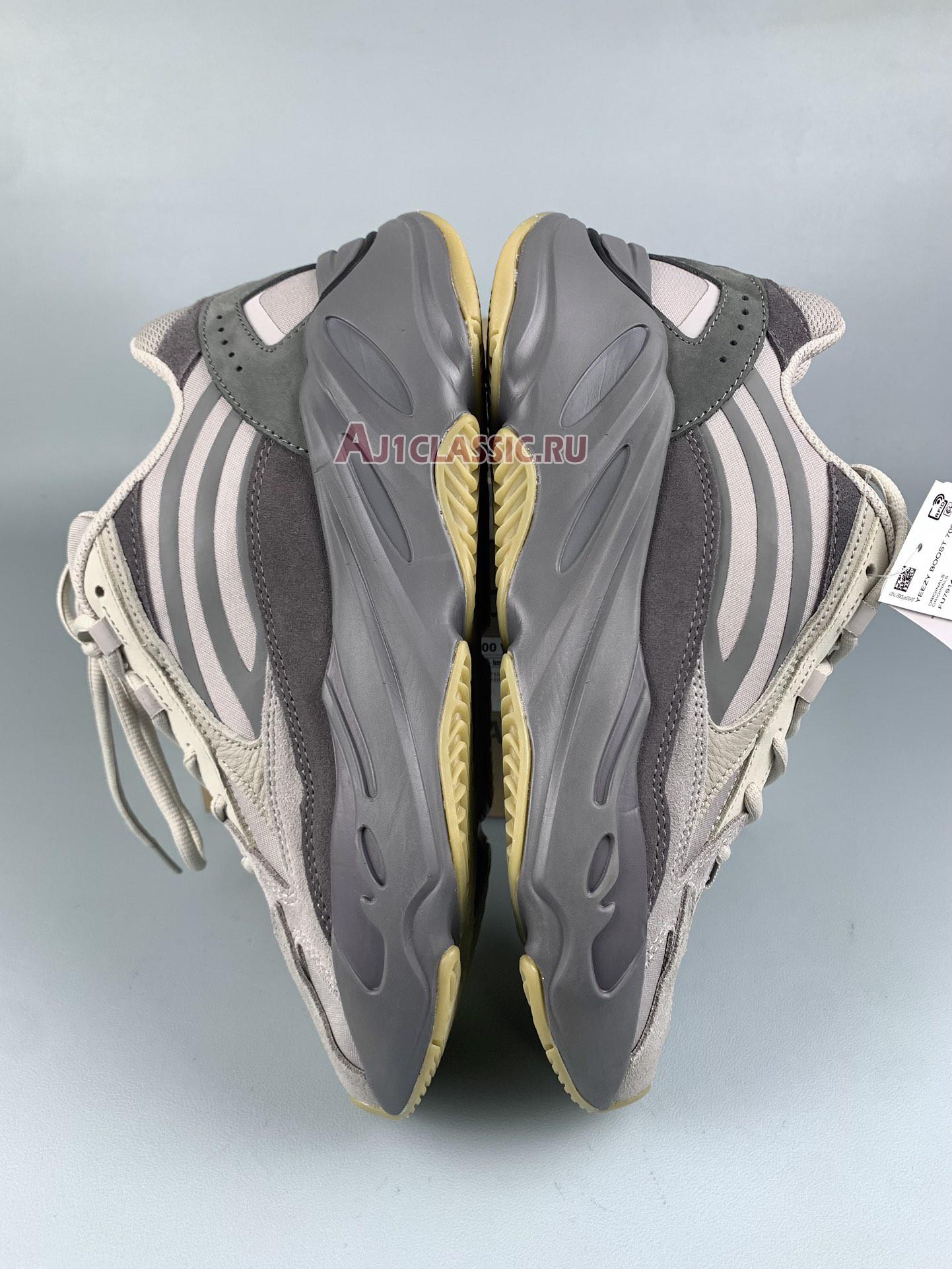 Adidas Yeezy Boost 700 V2 "Tephra" FU7914-1