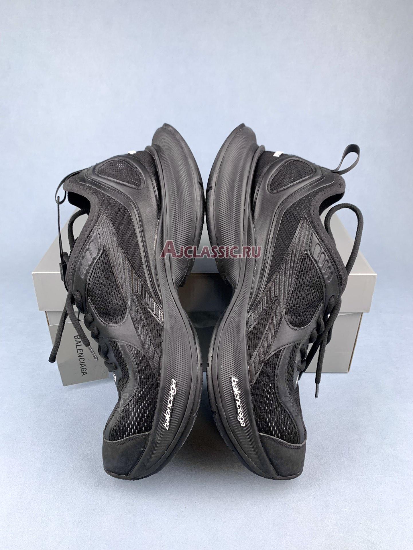 Balenciaga Circuit Sneaker "Worn-Out - Black" 793945 WFLGY 1000