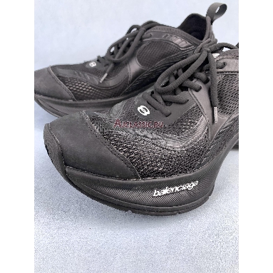 Balenciaga Circuit Sneaker Worn-Out - Black 793945 WFLGY 1000 Black/Black Sneakers