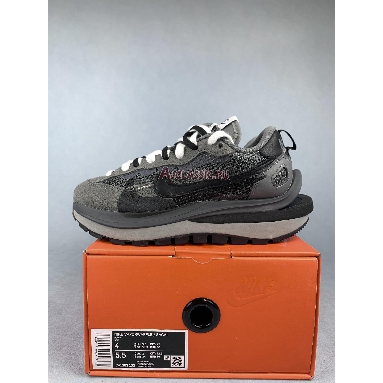 Sacai 3.0 x Nike VaporWaffle Black Grey CV1363-103 Black/Grey Sneakers