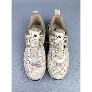 Nike V2K Run Light Orewood Brown FD0736-103 Light Orewood Brown/Khaki/Earth/Light Bone Sneakers