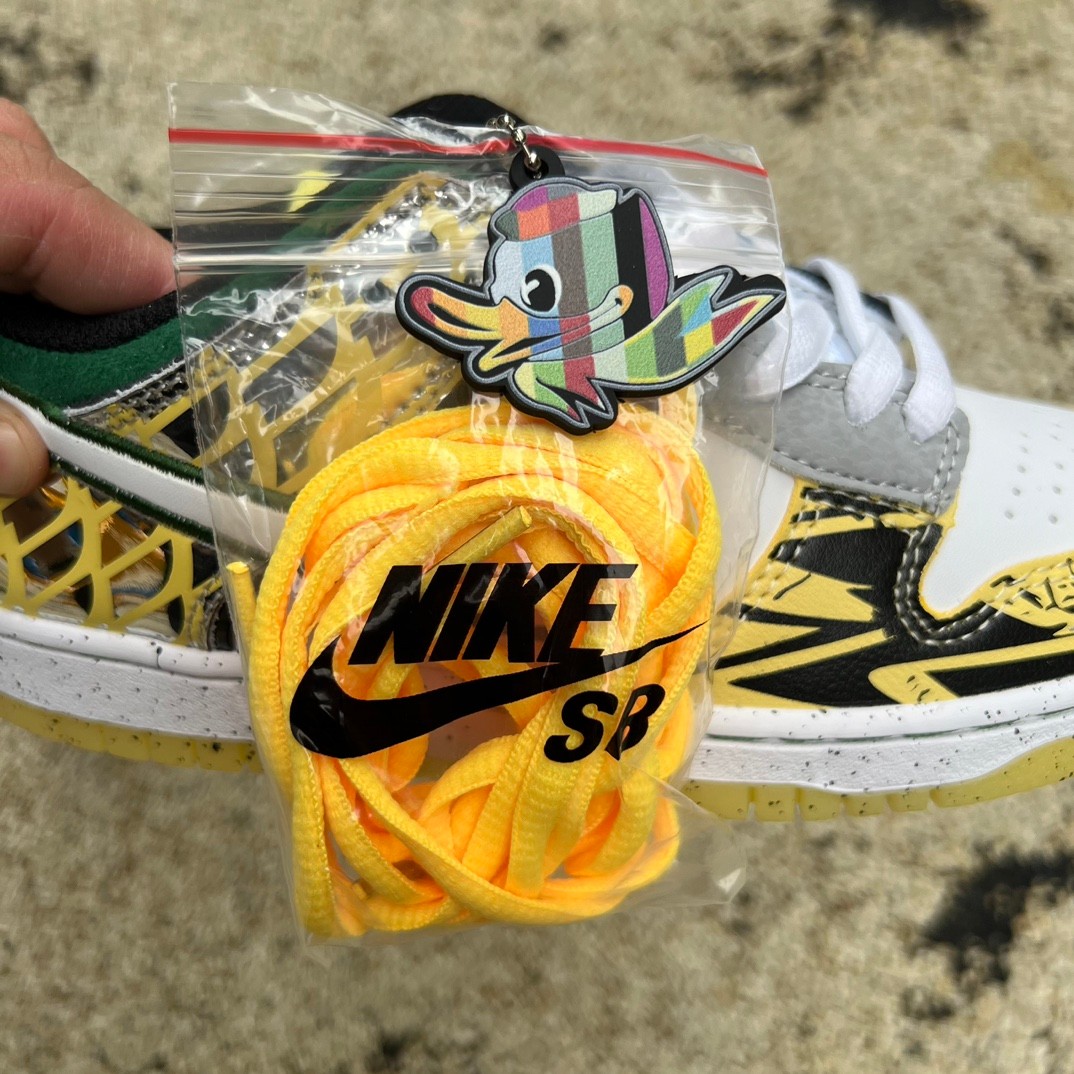 Division Street x Nike Dunk Low "What The Duck" Away HV1454-100