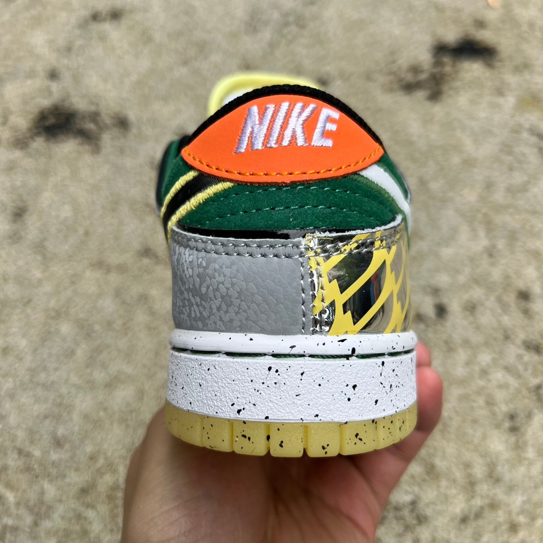 Division Street x Nike Dunk Low "What The Duck" Away HV1454-100