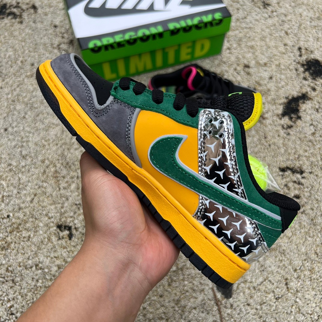 New Division Street x Nike Dunk Low "What The Duck" Home HV1454-001 Shoes