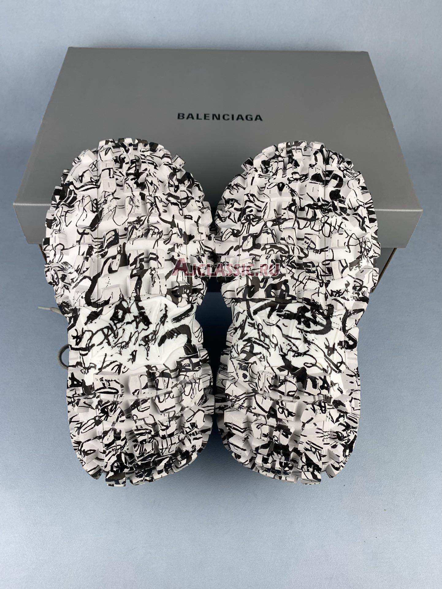 Balenciaga Defender Sneaker "Extreme Graffiti" 734734 W2RG3 9010-2