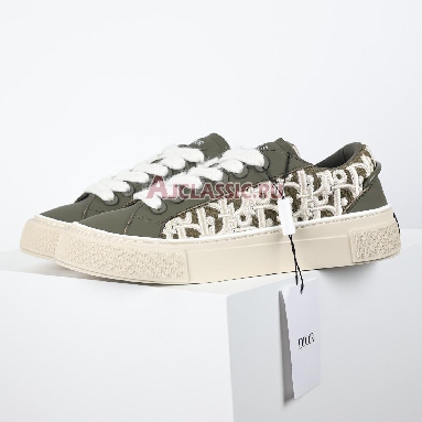 Dior B33 Khaki Smooth Calfskin Oblique Raised Embroidery (Numbered) Sneaker Khaki/White 3SN303ZYQ_H681 Replicas Shoes